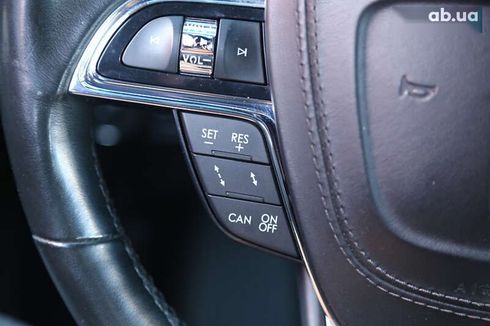 Lincoln Continental 2016 - фото 21