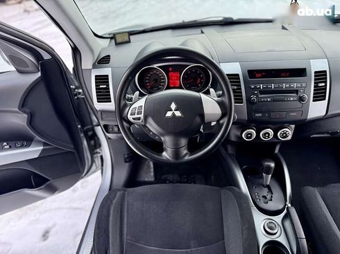 Mitsubishi Outlander XL 2007 - фото 22