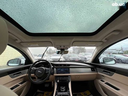 Jaguar XF 2018 - фото 17