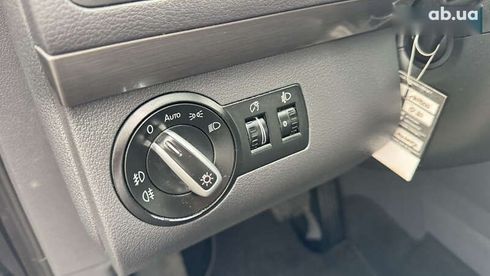 Volkswagen Touran 2013 - фото 20
