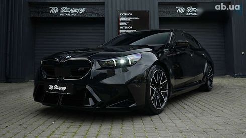 BMW M5 2024 - фото 12