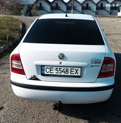Skoda Octavia 2008 белый - фото 2