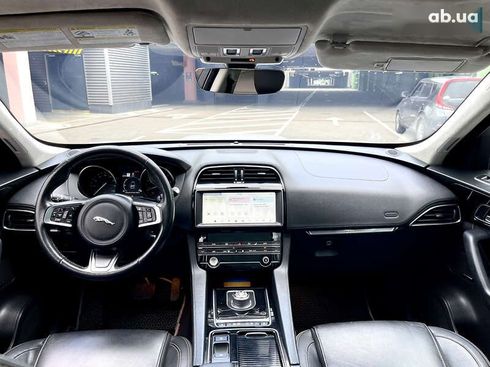 Jaguar F-Pace 2019 - фото 18
