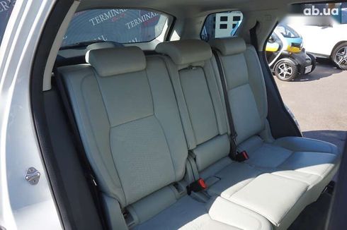 Land Rover Discovery Sport 2017 - фото 24