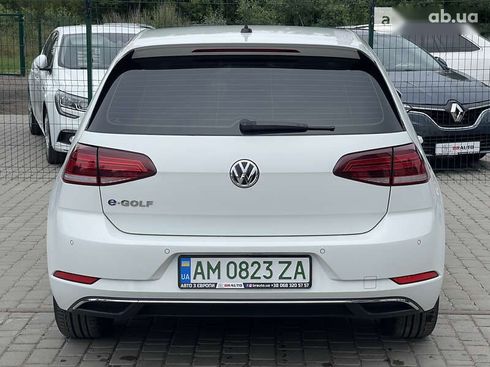 Volkswagen e-Golf 2020 - фото 19