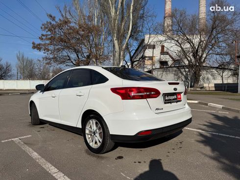 Ford Focus 2017 белый - фото 3