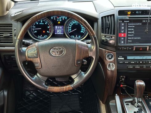 Toyota Land Cruiser 2008 белый - фото 21