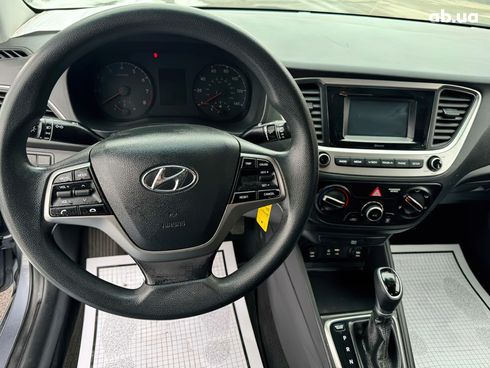 Hyundai Accent 2019 серый - фото 7