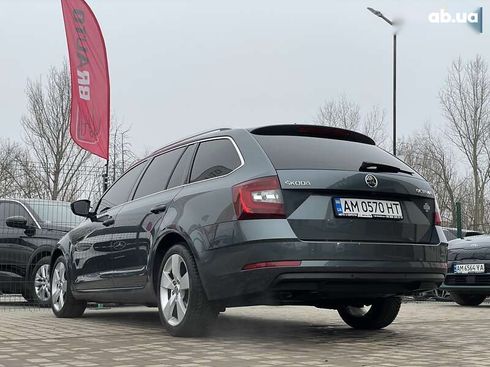 Skoda Octavia 2019 - фото 21