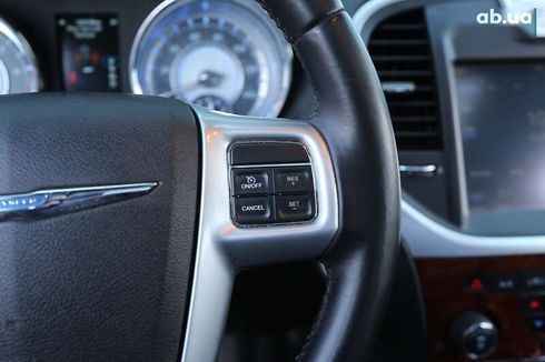 Chrysler 300C 2013 - фото 16