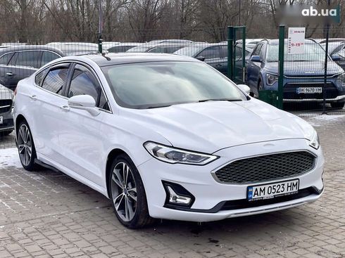 Ford Fusion 2019 - фото 6