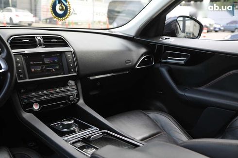 Jaguar F-Pace 2017 - фото 12