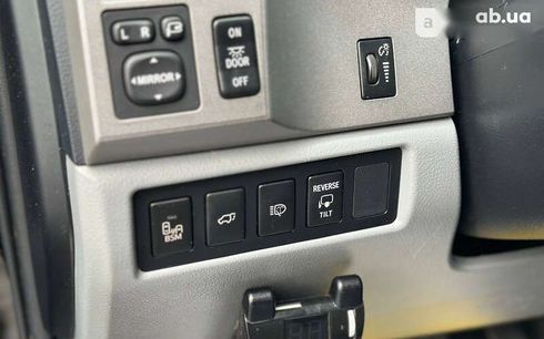 Toyota Sequoia 2013 - фото 9