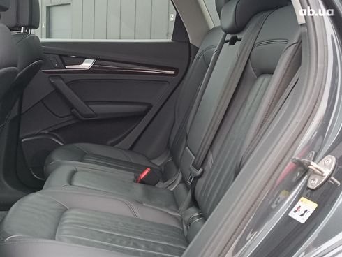 Audi Q5 2018 серый - фото 51