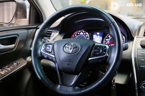 Toyota Camry 2014 - фото 16