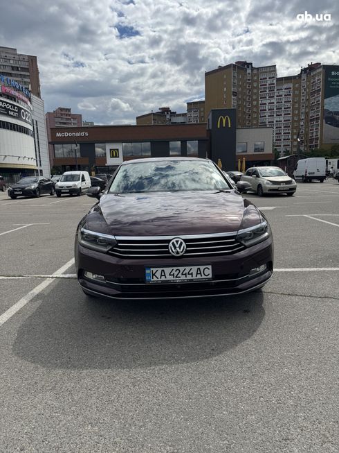 Volkswagen Passat 2016 красный - фото 67