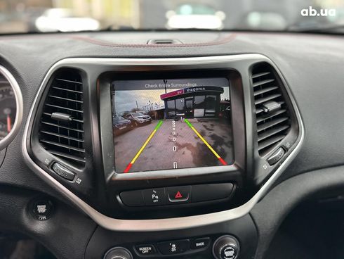 Jeep Cherokee 2018 серый - фото 31