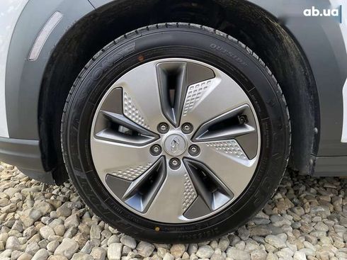 Hyundai Kona Electric 2020 - фото 24