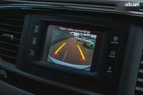 Chrysler Pacifica 2017 - фото 17