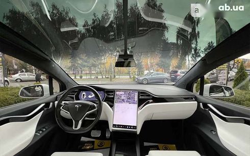 Tesla Model X 2018 - фото 19