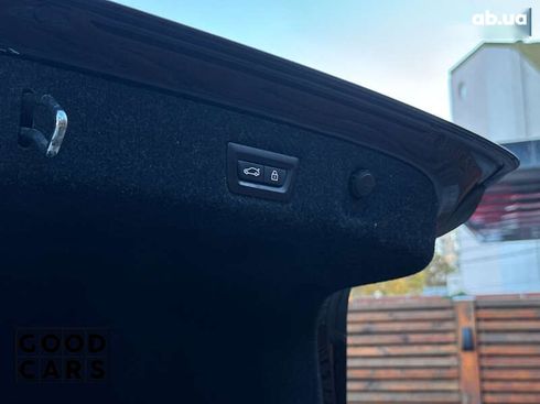 BMW 5 серия 2018 - фото 19