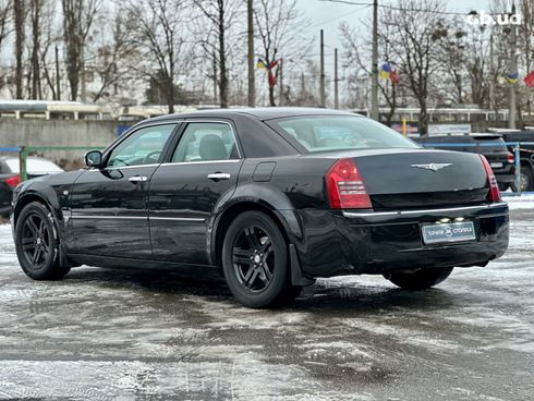Chrysler 300C 2005 черный - фото 9