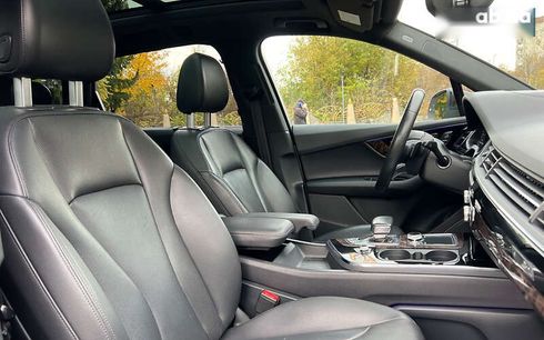 Audi Q7 2018 - фото 26