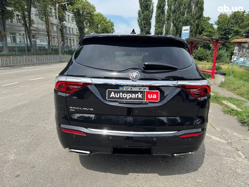 Buick Enclave 2023 черный - фото 6