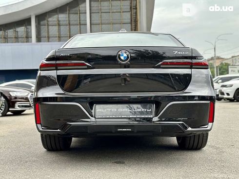 BMW 7 Series iPerformance 2023 - фото 15