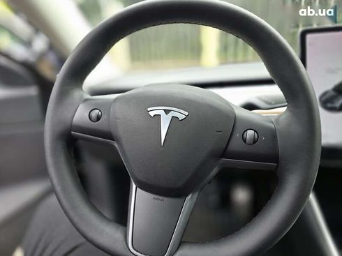 Tesla Model 3 2020 - фото 9