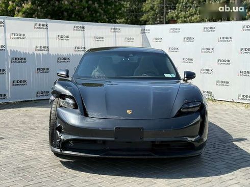 Porsche Taycan 2021 - фото 13