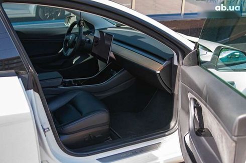 Tesla Model 3 2019 - фото 25