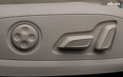 Audi A4 2016 - фото 21