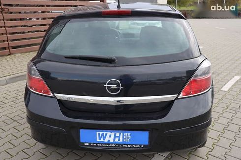 Opel Astra 2013 - фото 4