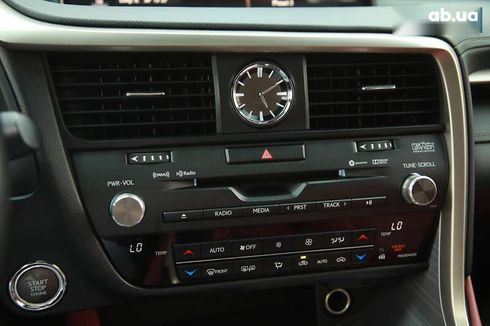 Lexus RX 2017 - фото 16