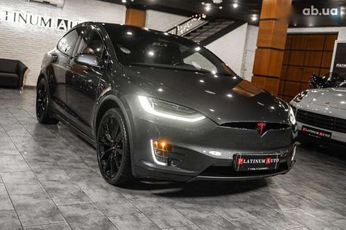 Tesla Model X 2019 - фото 17