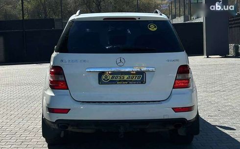 Mercedes-Benz M-Класс 2010 - фото 5