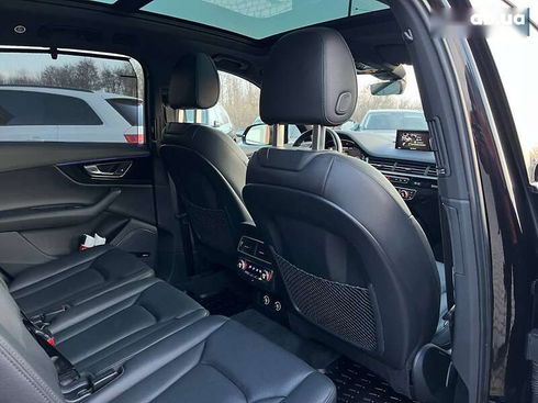 Audi Q7 2018 - фото 27
