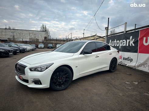 Infiniti Q50 2018 белый - фото 2