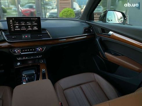 Audi Q5 2021 - фото 11