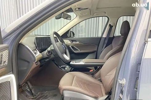 BMW iX1 2023 - фото 11