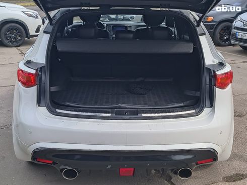 Infiniti FX-Series 2013 белый - фото 12