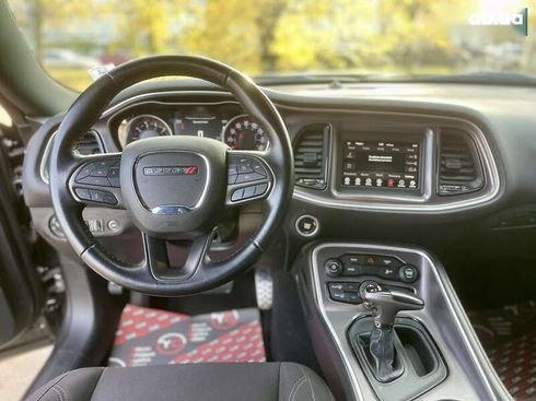 Dodge Challenger 2020 - фото 21