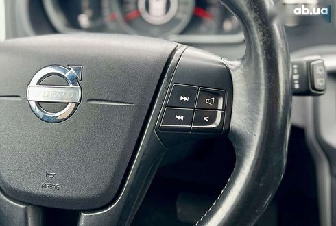 Volvo V40 2013 - фото 25