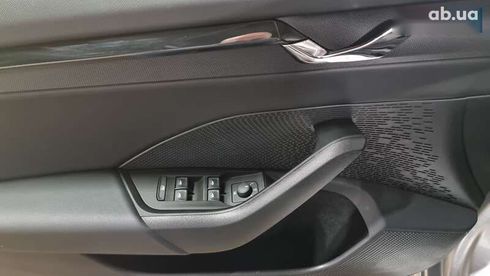 Skoda Octavia 2023 - фото 10