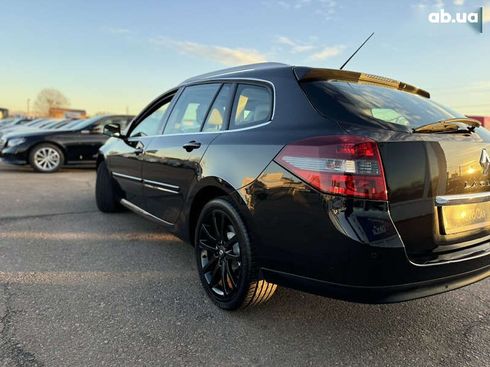 Renault Laguna 2011 - фото 14