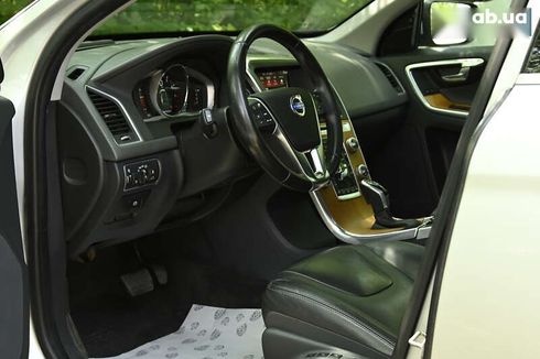 Volvo XC60 2017 - фото 21