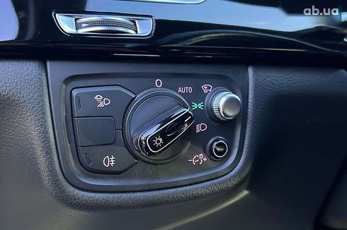 Audi A8 2015 - фото 13