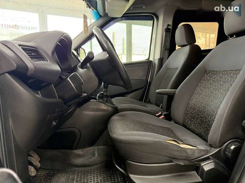 Fiat Doblo 2010 - фото 25
