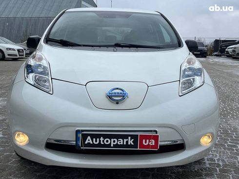 Nissan Leaf 2017 белый - фото 2